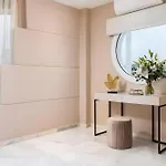 Casa Blanca *