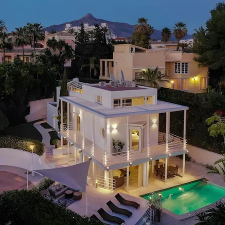 Casa Blanca Villa